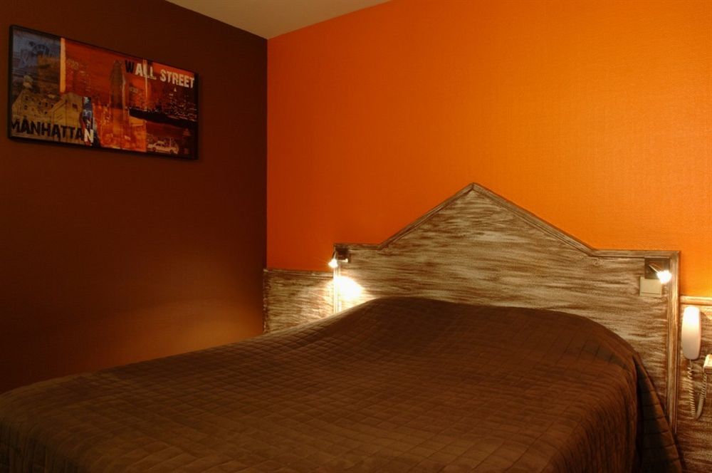Bordeaux 3 Etoiles Hotel